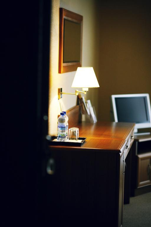 Hotel Zorza Namysłów Rum bild